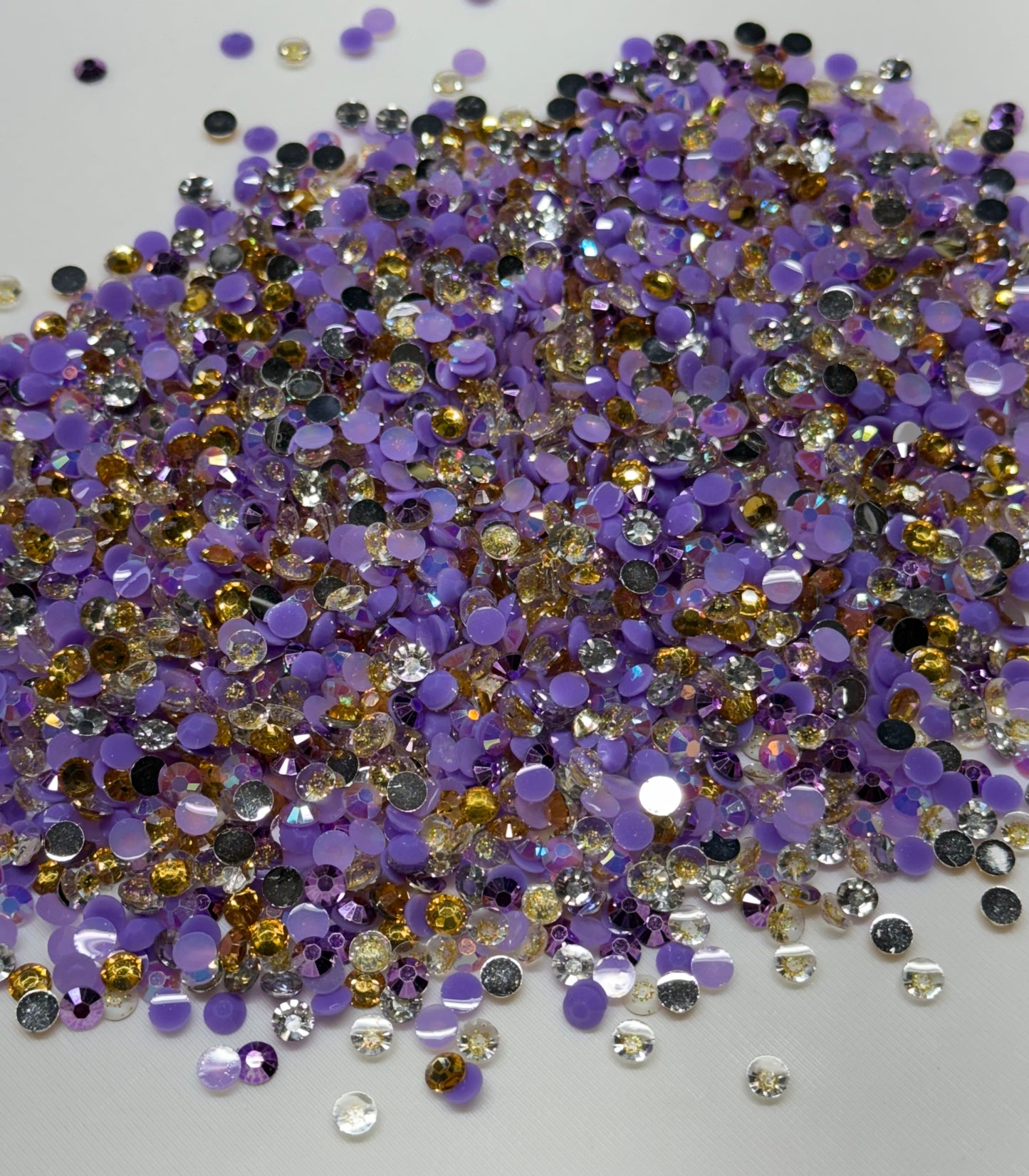 Spellbound Shimmer Scatter-comb Rhinestone and Embellishment Mix