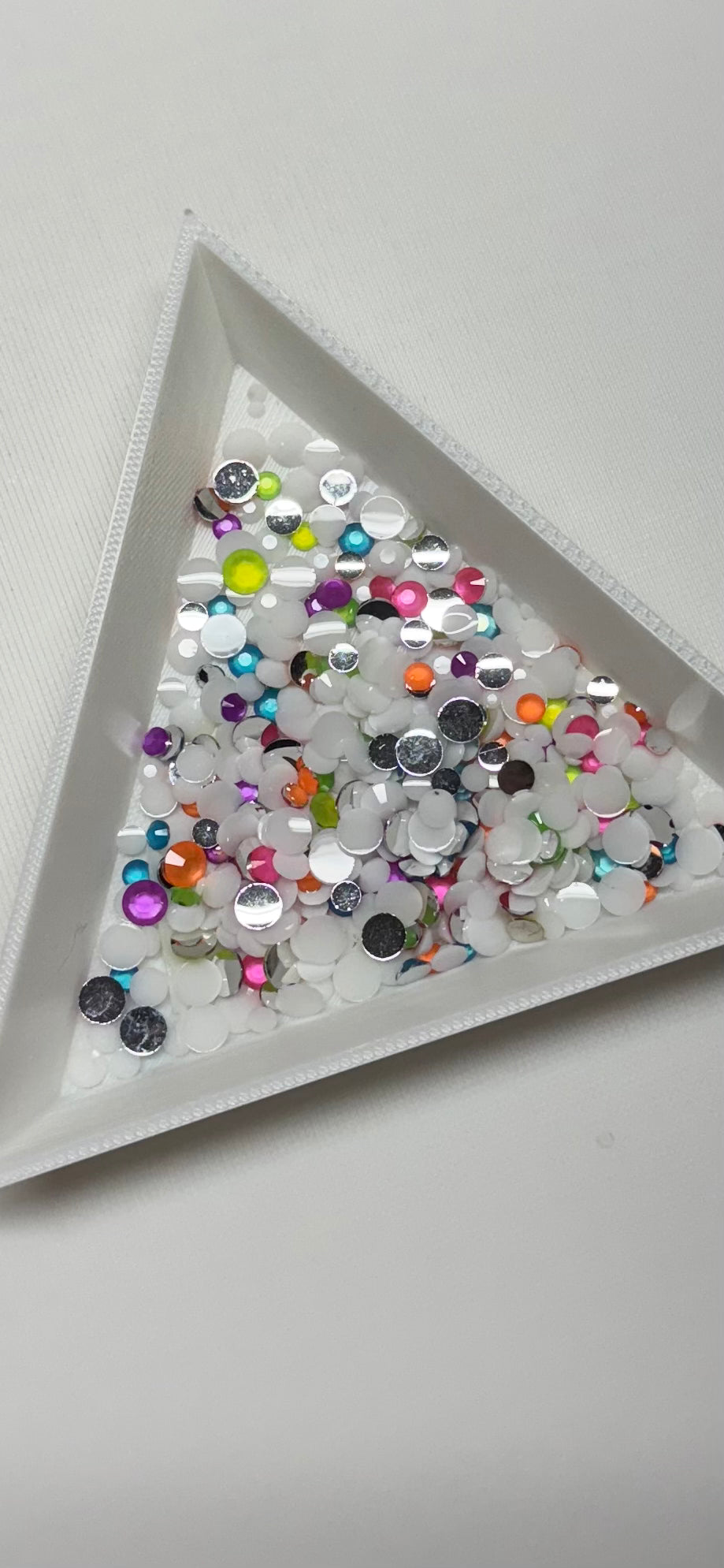 90s Kids 2mm-5mm Rhinestone Mix